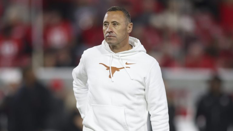 15) Texas Longhorns