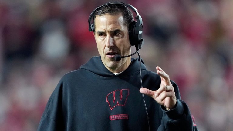 55) Wisconsin Badgers