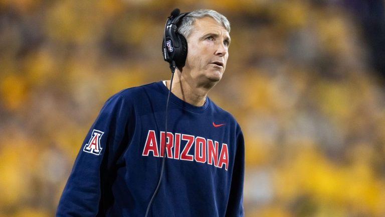 32) Arizona Wildcats