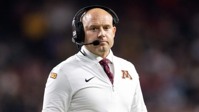 28) Minnesota Golden Gophers