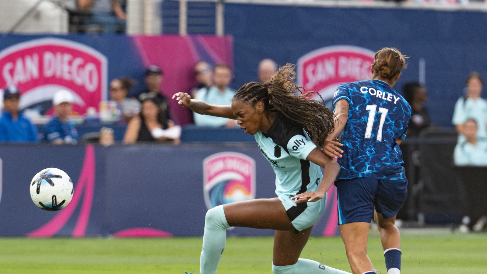 Jordyn Dudley and Gia Corley battle for control in NWSL game