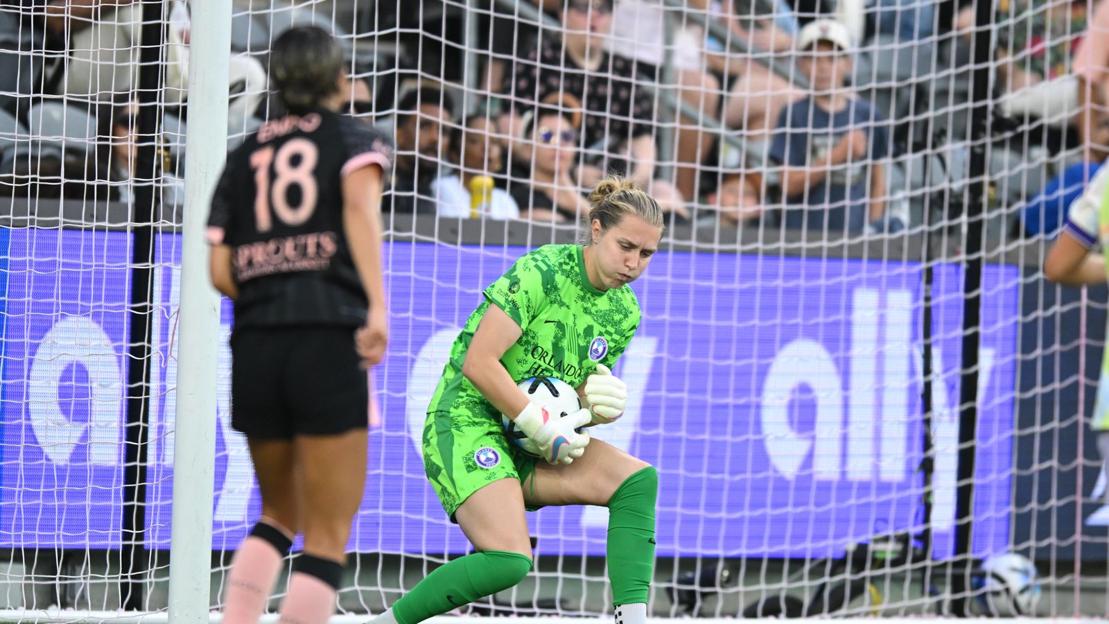 Anna Moorhouse with a key save for Orlando Pride SC