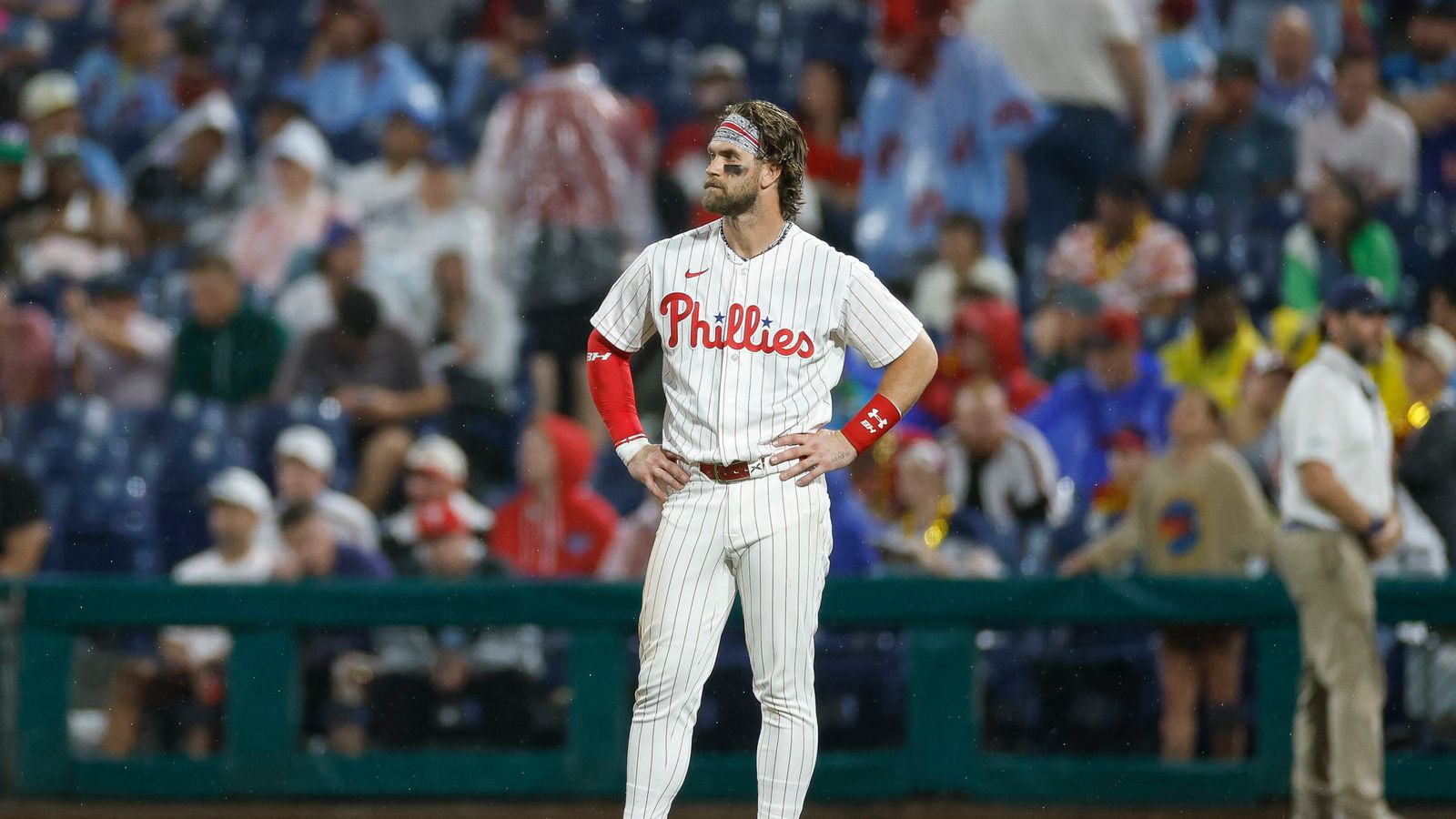 Bryce Harper on the field against Dodgers, Citizens Bank Park, July 21, 2026
