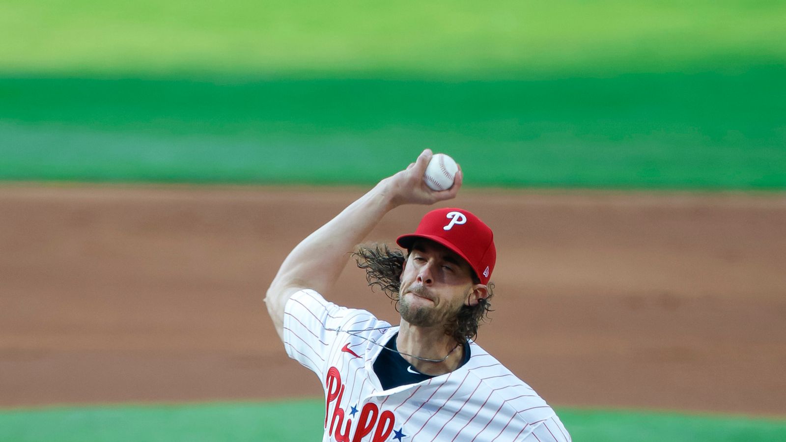 Aaron Nola pitches in game against the Dodgers