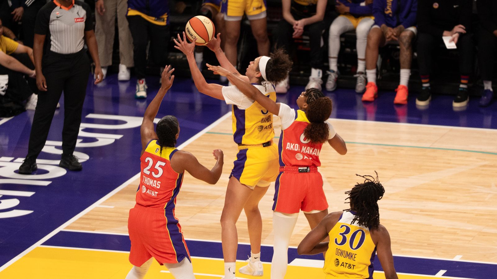Dearica Hamby scores through a foul vs. Mercury