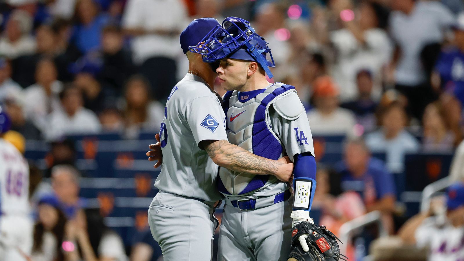 Tanner Scott celebrates Dodgers' victory at Citi Field, July 24, 2026