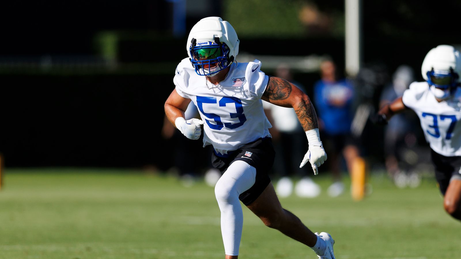 Nate Landman #53 in defensive action at Rams Training Camp