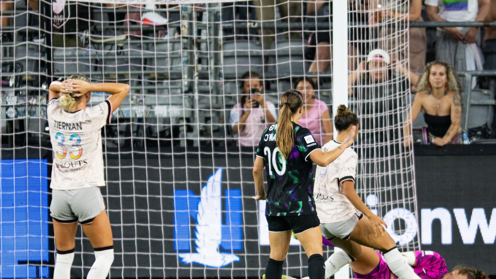 Maddie Prohaska makes a crucial save for Racing Louisville FC