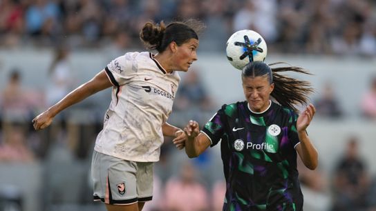 Emily Sams heads the ball in defensive effort for Angel City FC