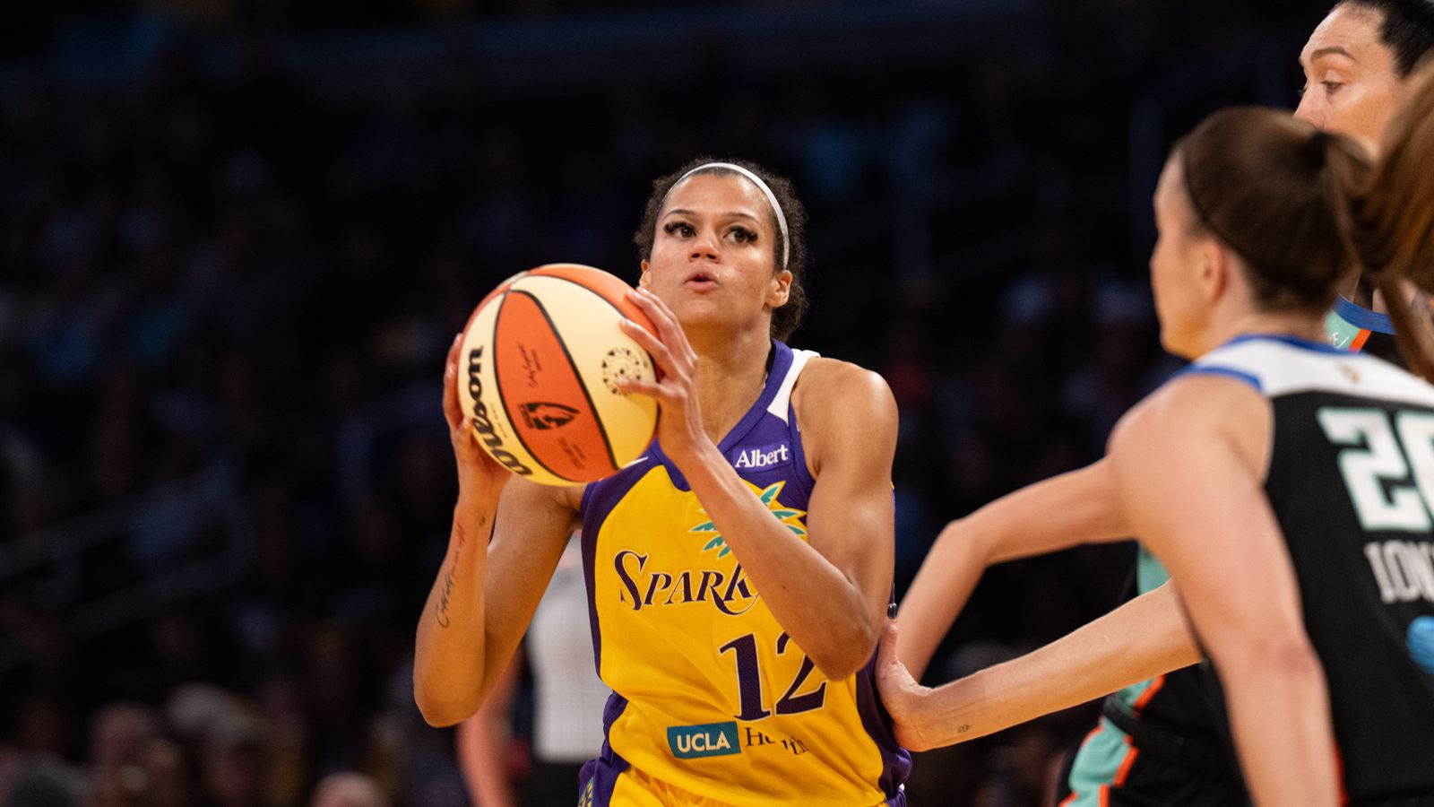 Rae Burrell prepares for a shot in a WNBA match