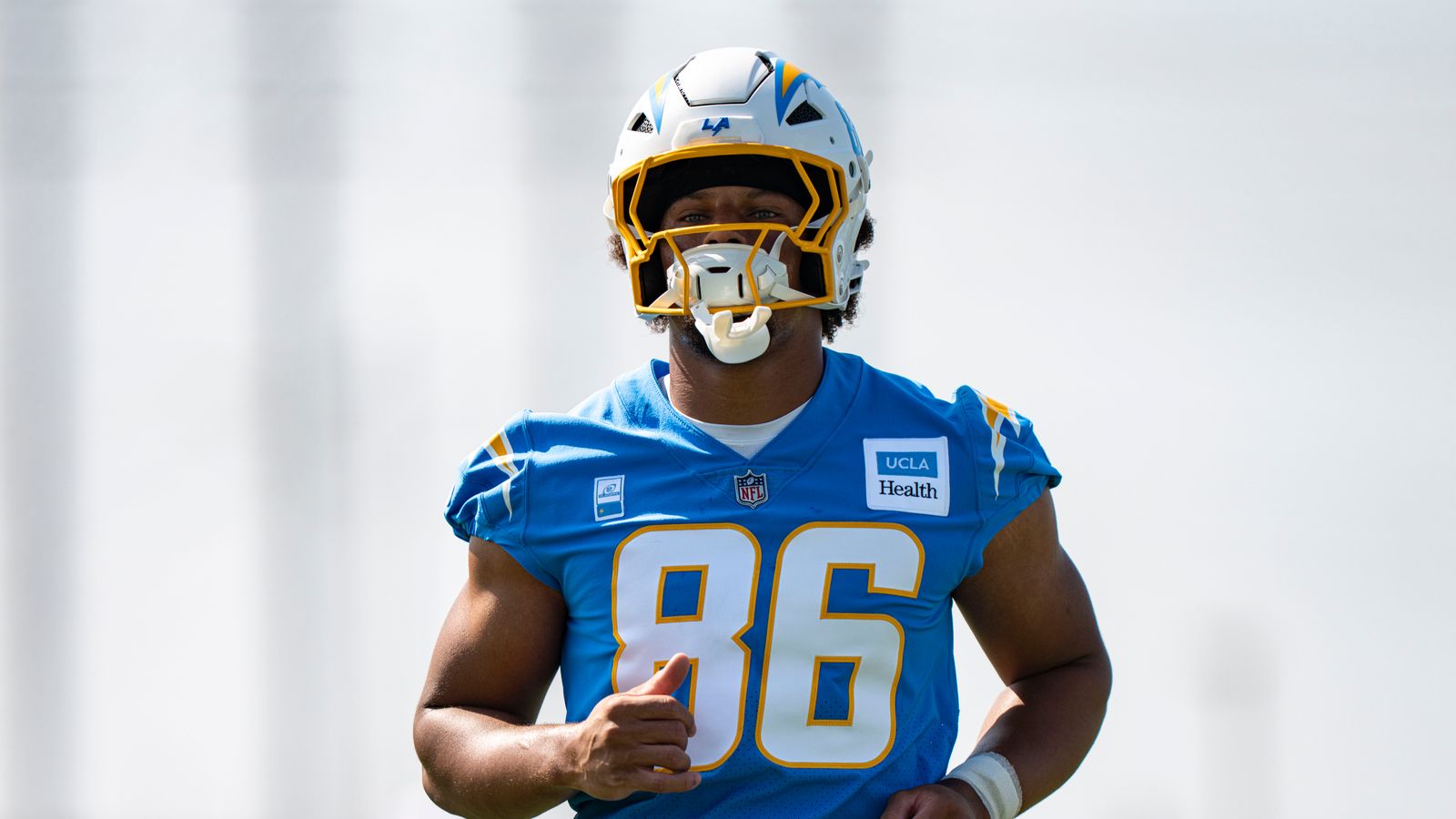 Oronde Gadsen Jr. Participates in Chargers Camp