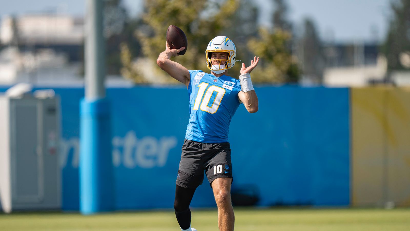Justin Herbert Passing at Chargers Training Session