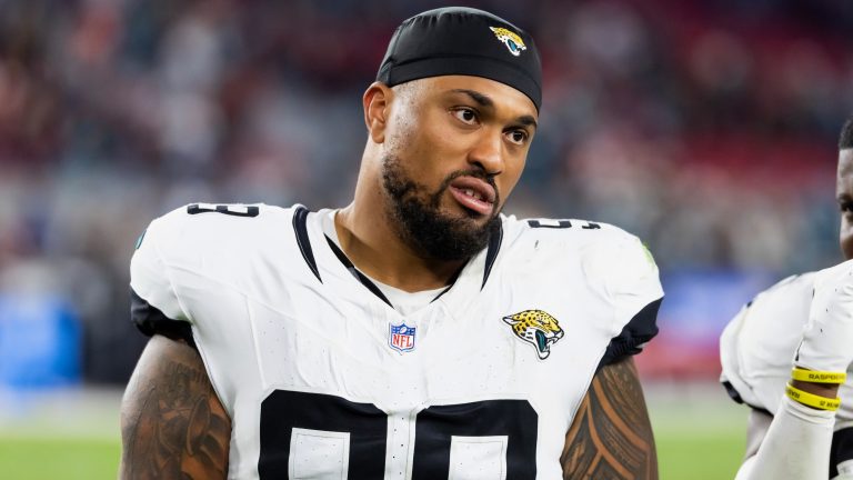 25. Austin Johnson (DT)