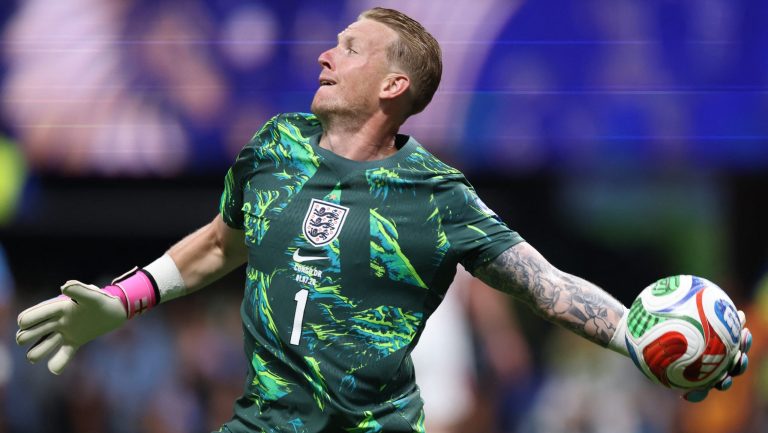 9. Jordan Pickford