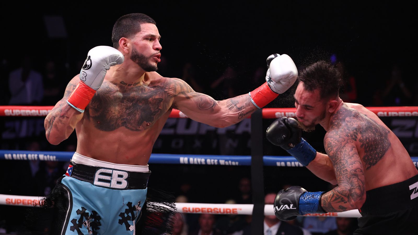 Edgar Berlanga delivers a stunning left hand in the main event