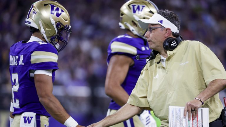 19. Washington Huskies