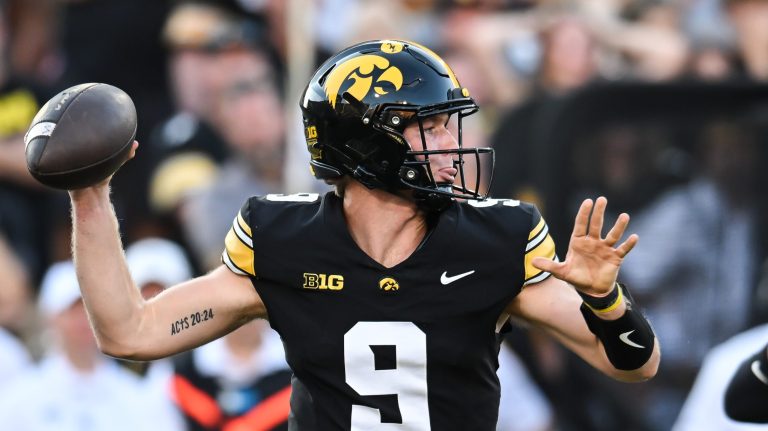 9. Iowa Hawkeyes