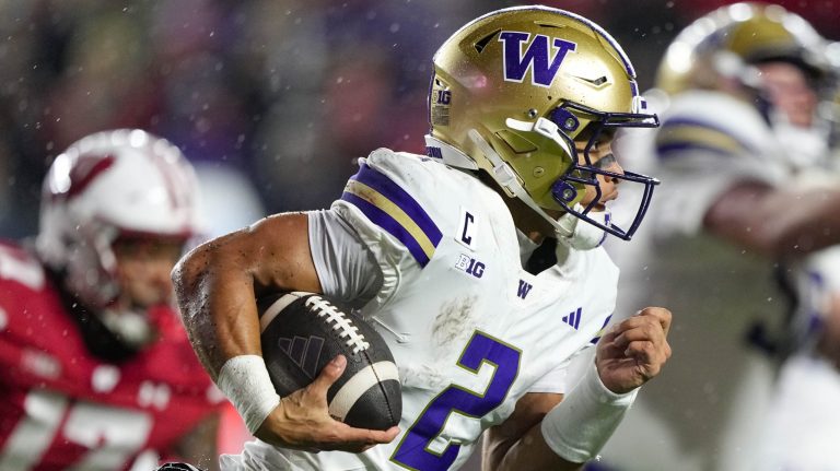17. Washington Huskies