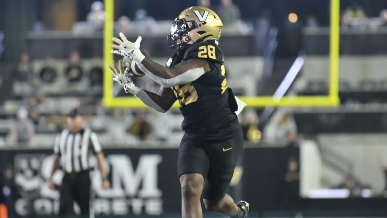 23. Vanderbilt Commodores