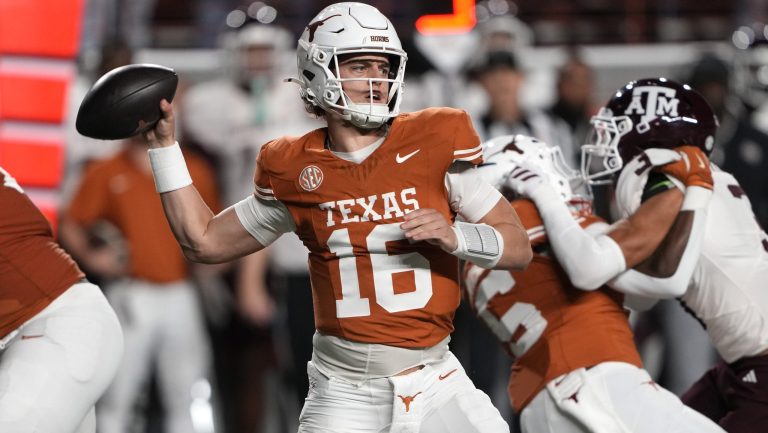 1) Texas Longhorns