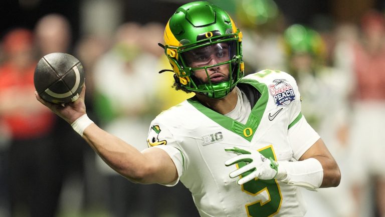 2. Dante Moore - Oregon Ducks