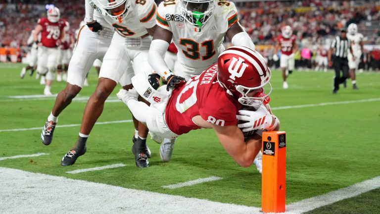 6. Indiana Hoosiers