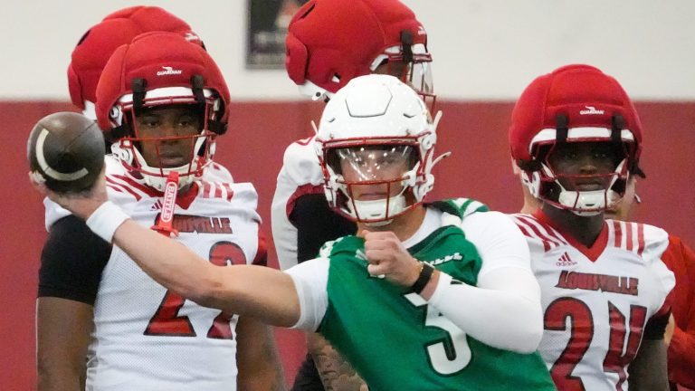 8. Louisville Cardinals
