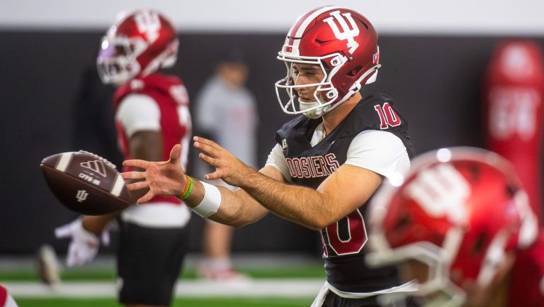 ESPN's 5 College Football Teams Most Likely to Go Undefeated in 2026