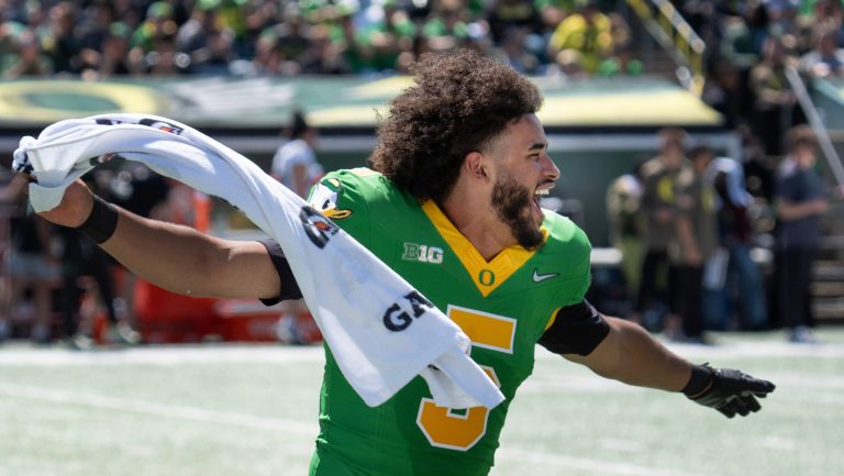 4) Dante Moore, Oregon