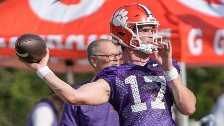 7. Clemson Tigers