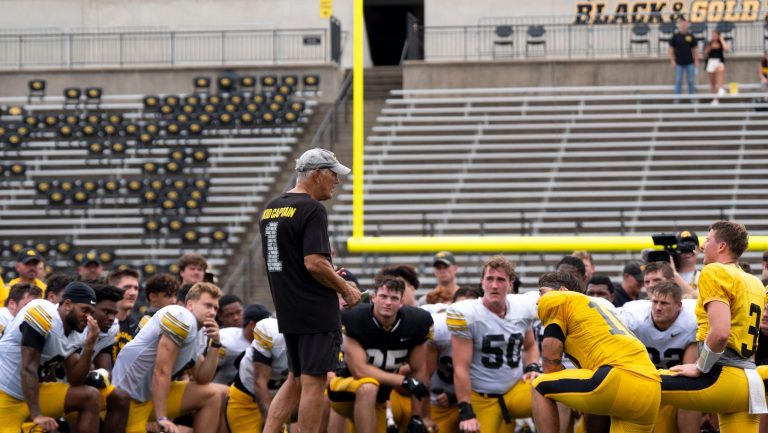 T7) Iowa Hawkeyes