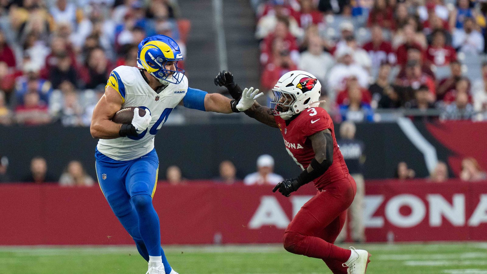 Colby Parkinson during a game against the Cardinals, Glendale, 2025