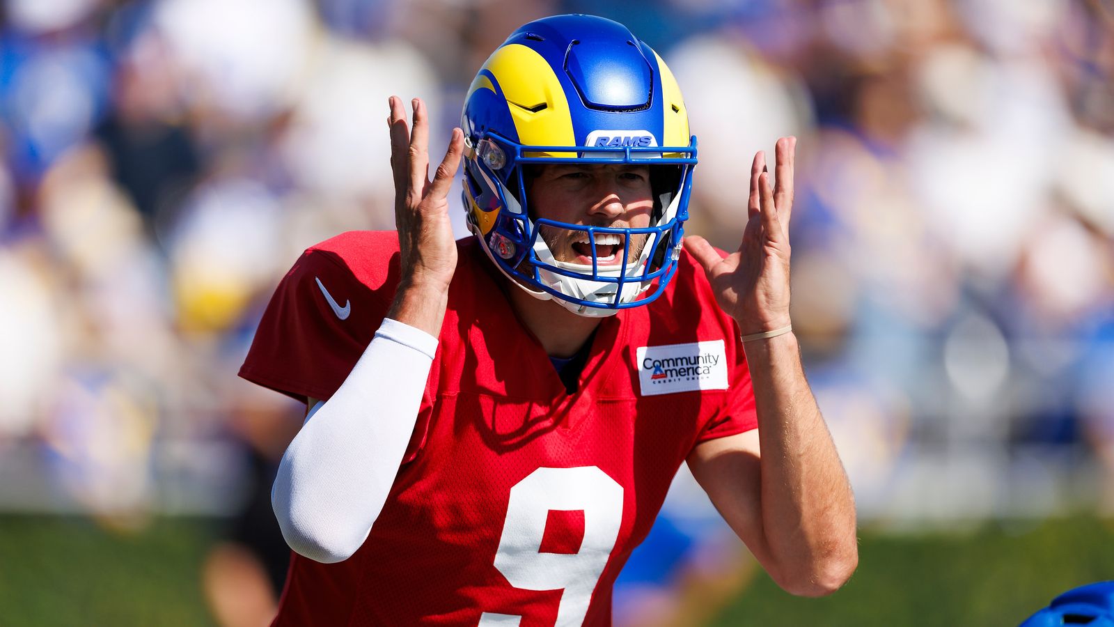 Matthew Stafford signals plays at Rams Training Camp