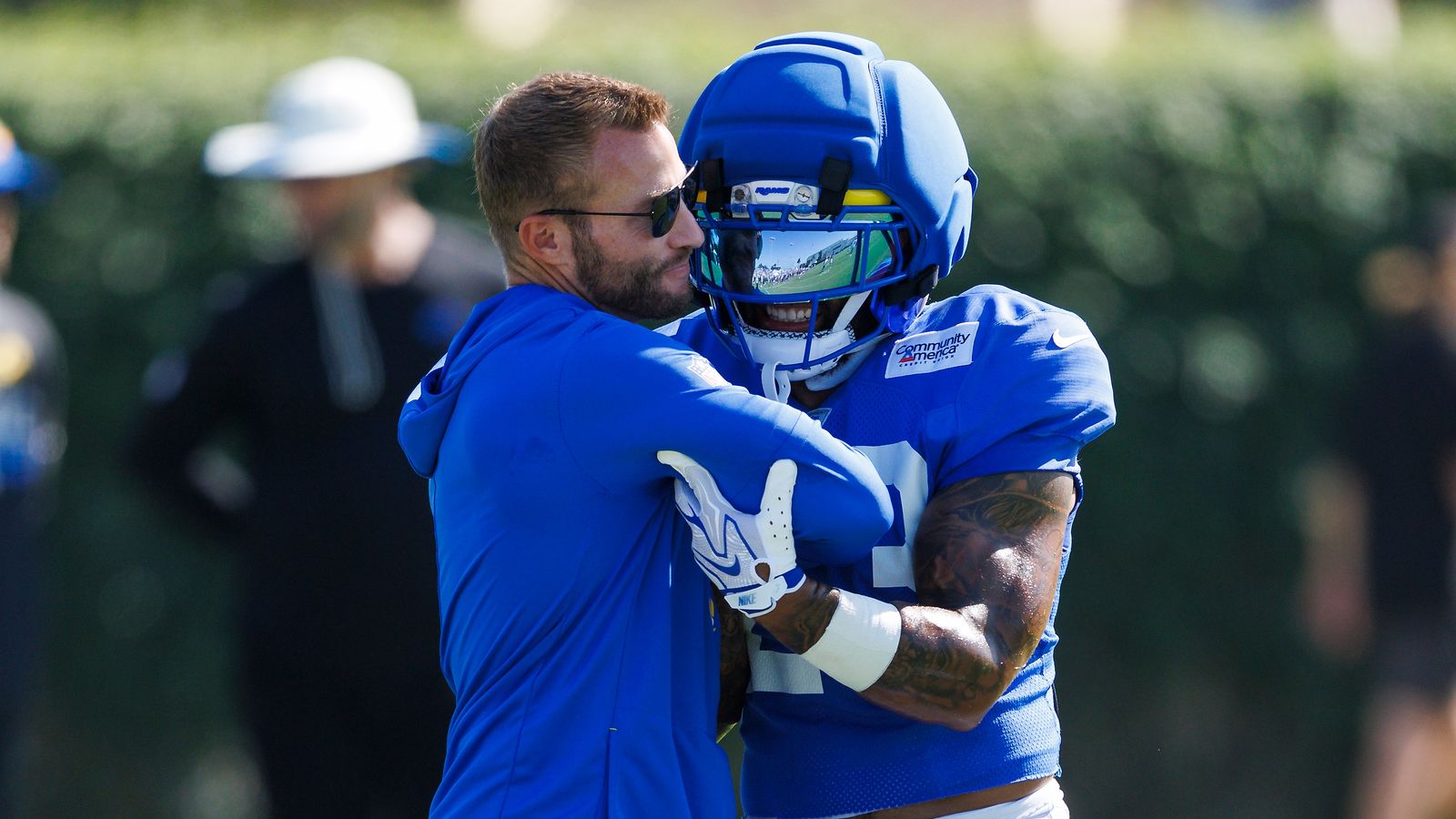 Sean McVay and Kyren Williams share a moment at Training Camp