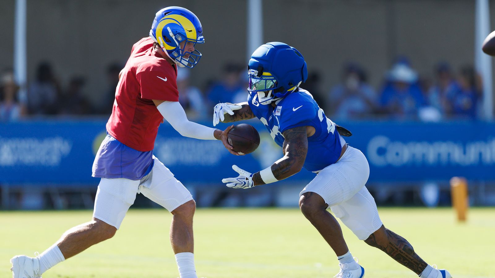 Stafford hands off to Kyren Williams at Rams Training Camp