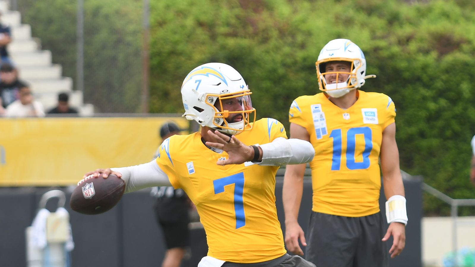 DJ Uiagalelei (7) Throws at Chargers Training Camp, August 2026