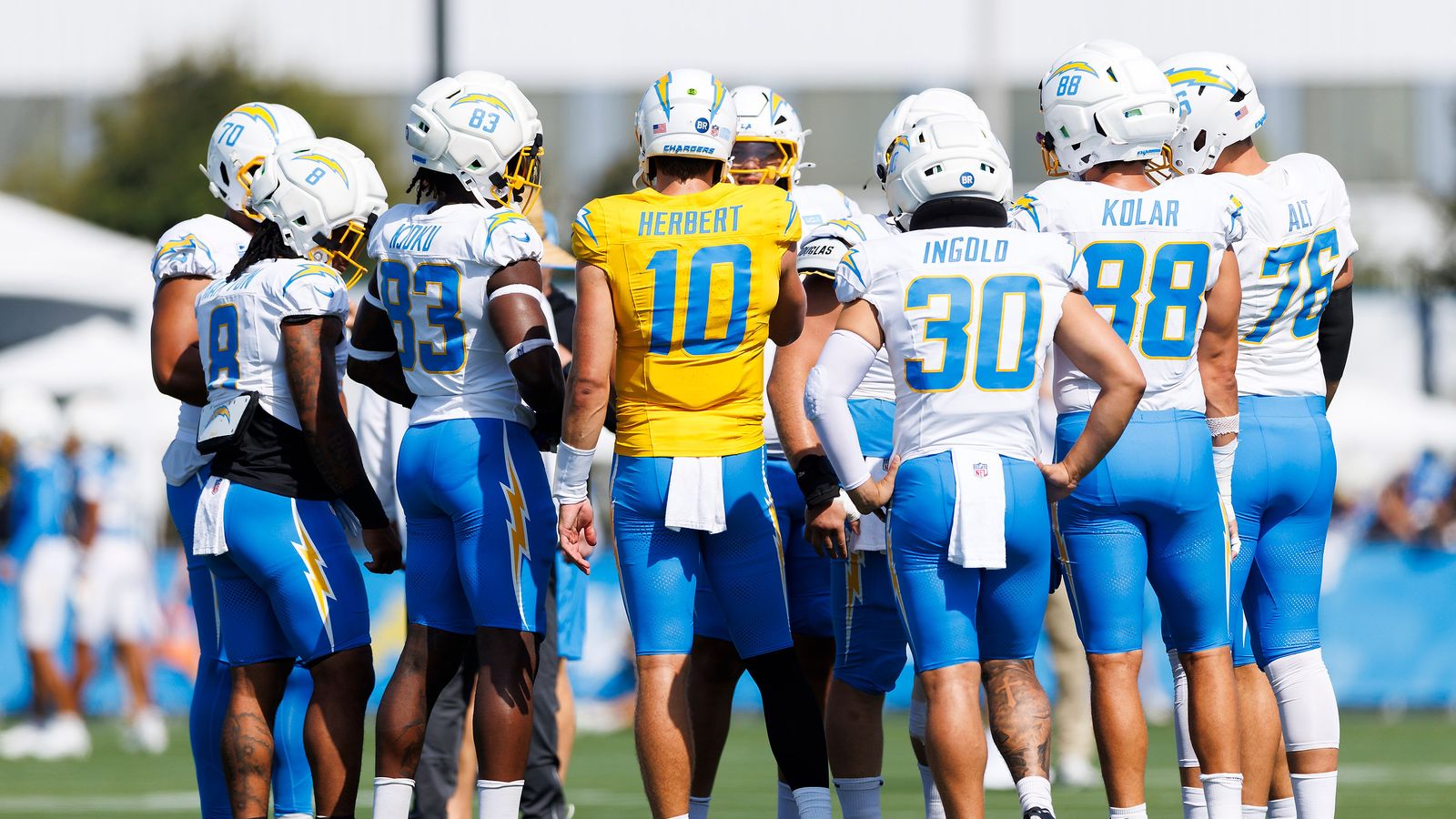 Chargers Offensive Unit Huddle at Training Camp