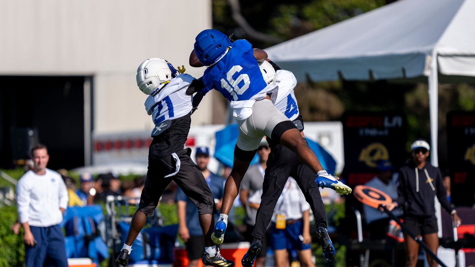 Tru Edwards #16 covered during a drill at Rams training camp
