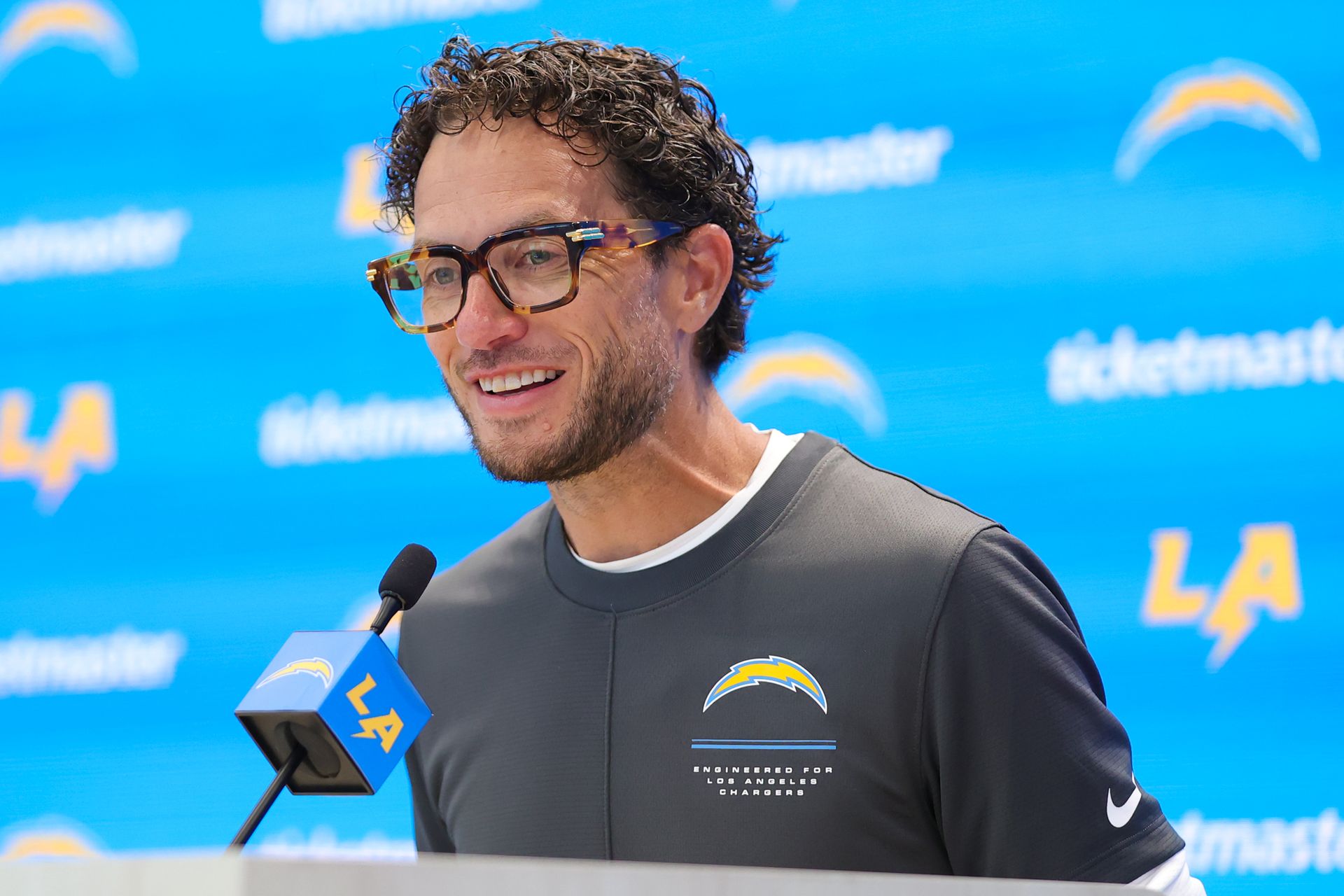 Mike McDaniel Discusses Plans at Chargers Training Camp