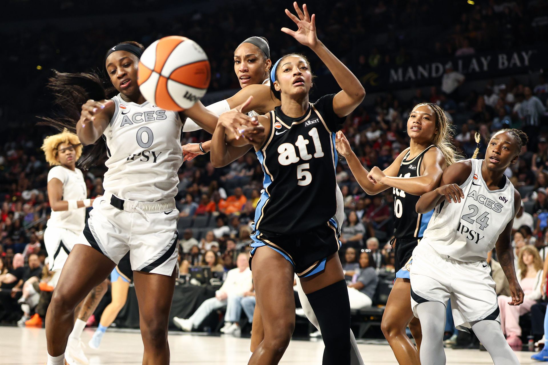 A'ja Wilson blocks Angel Reese's shot in intense WNBA clash