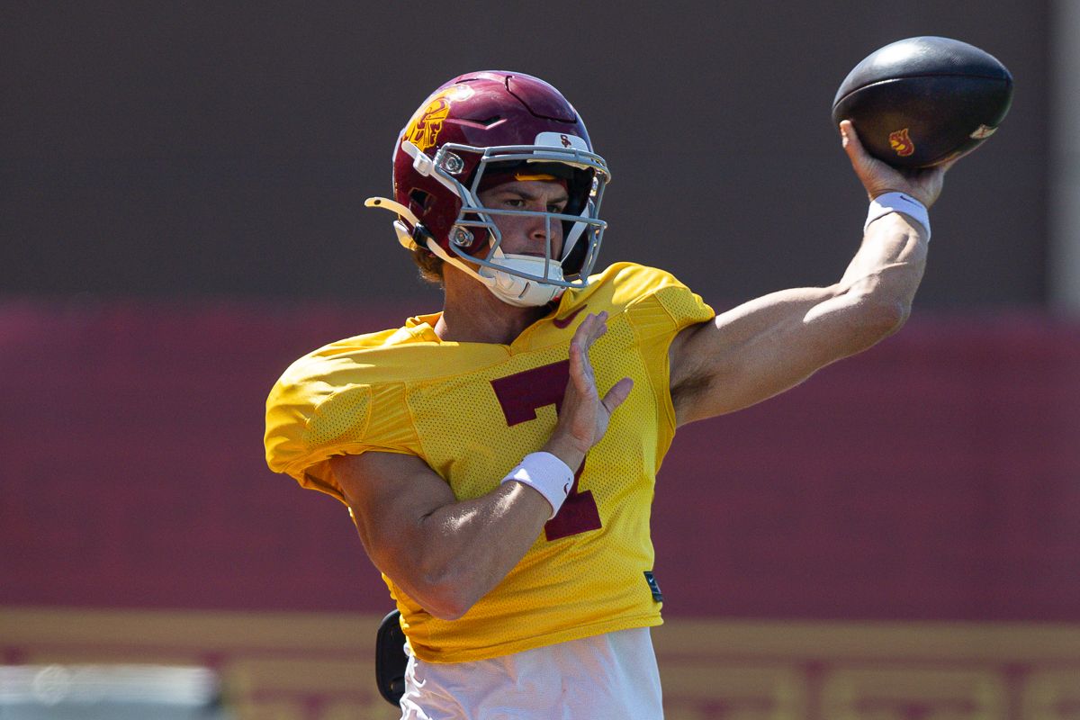 Sam Huard (7) Warms Up at USC Football Practice