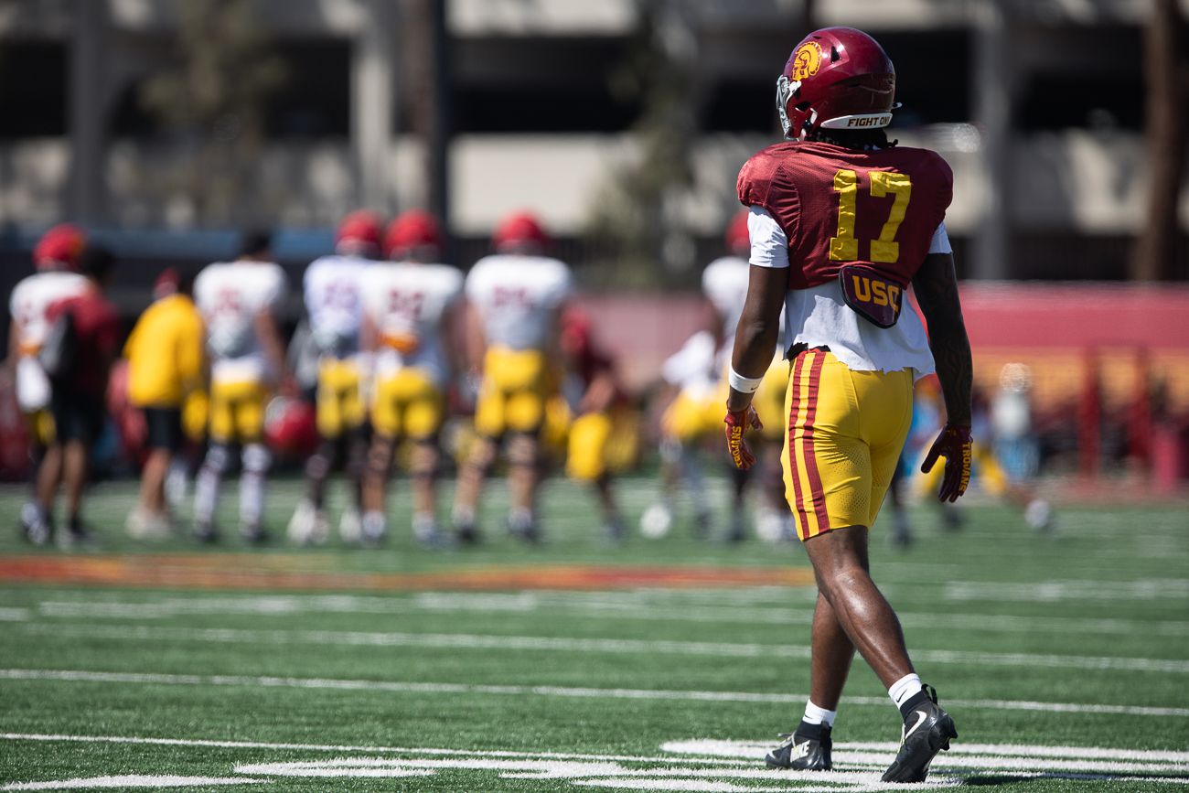 Kayden Dixon-Wyatt (17) in Action at USC Football Practice