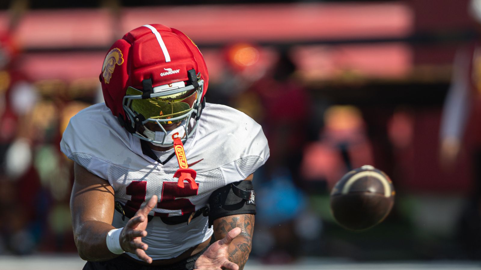 Jadyn Walker (15) in Action at USC Football Practice
