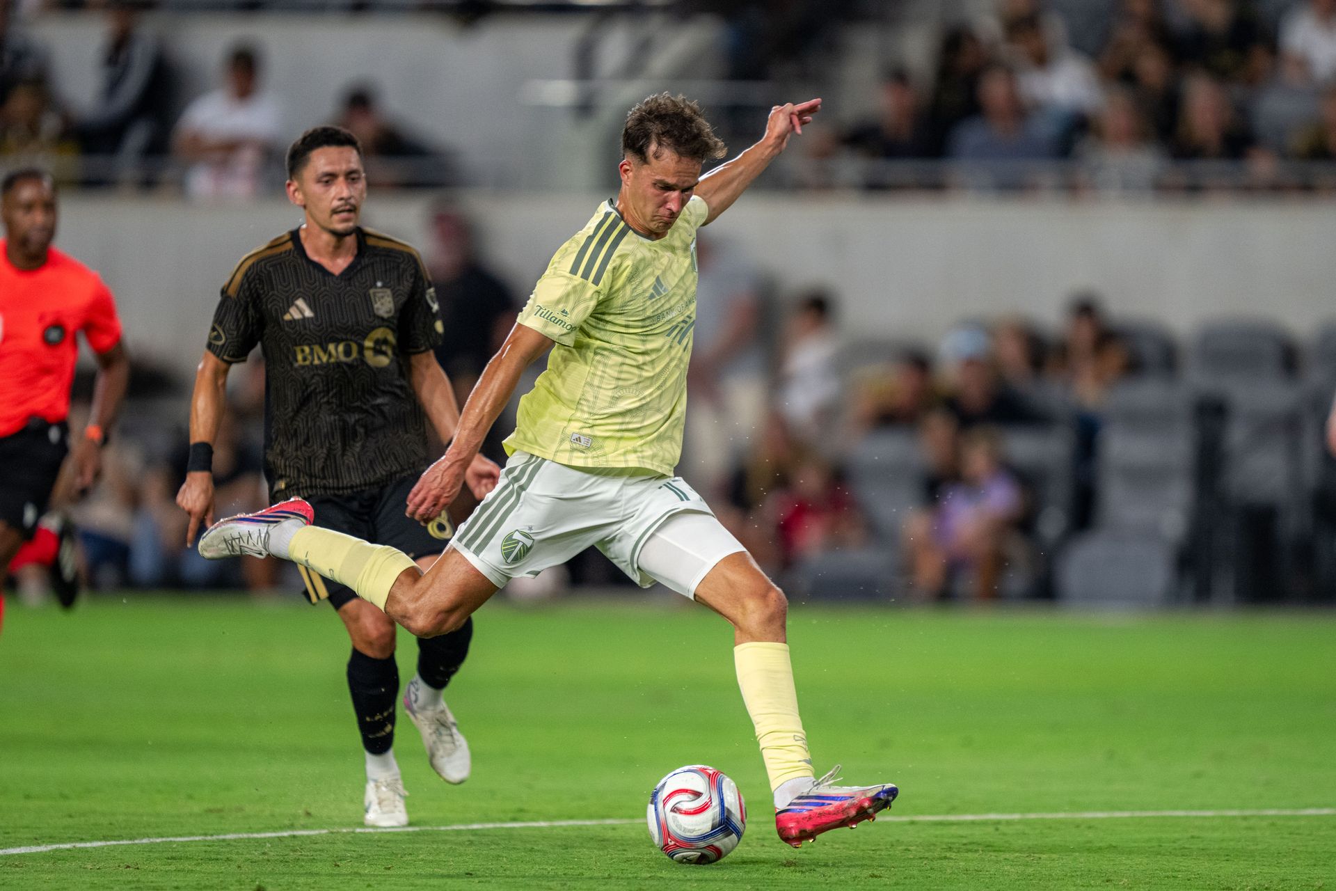 Cole Bassett shoots on goal against LAFC