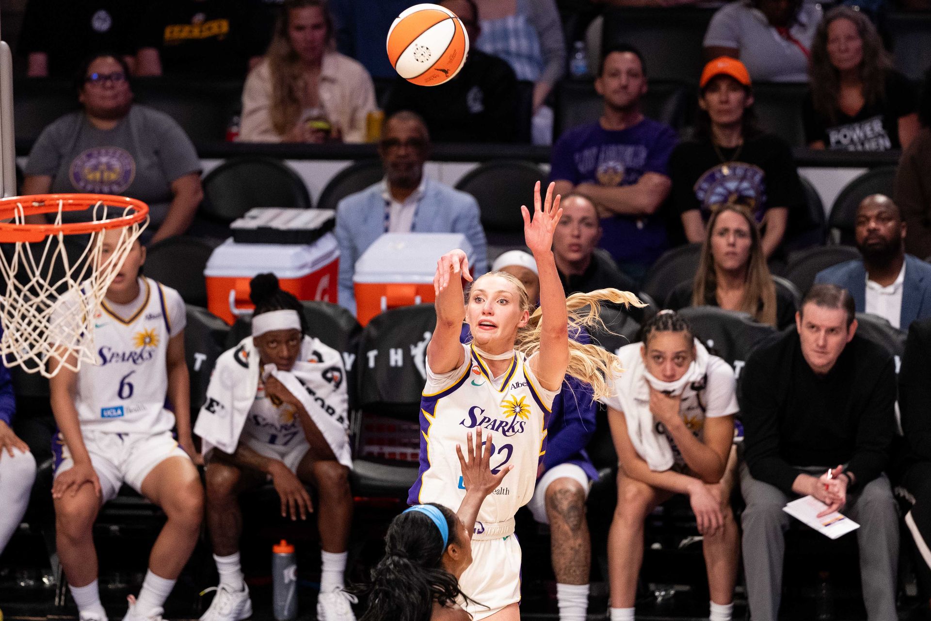 Cameron Brink's jump shot in WNBA game against Atlanta Dream