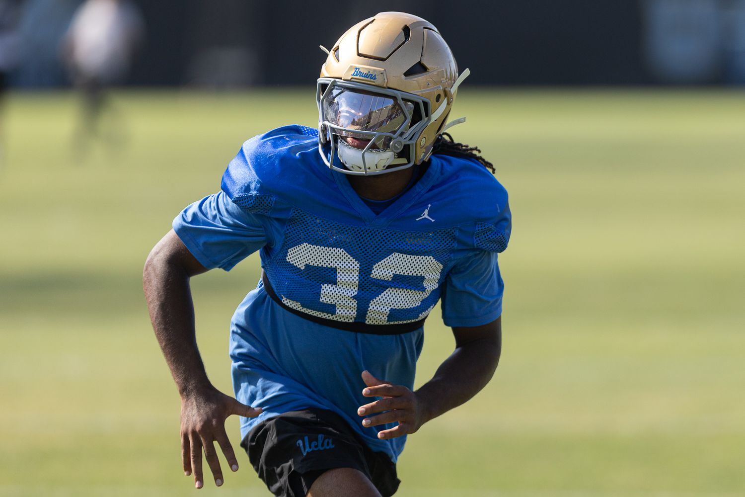 Derrick Barksdale in Drill Session at UCLA