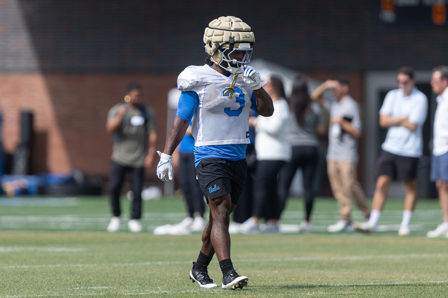 Wayne Knight (3) participates in UCLA football practice