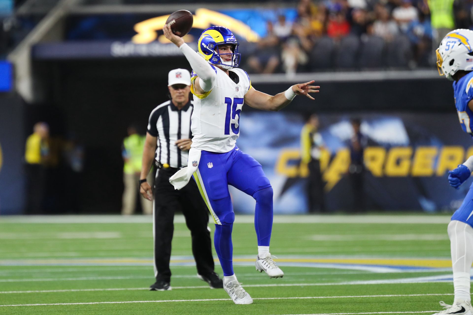 Ty Simpson in action, throwing a pass against the Chargers.