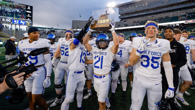 2. Air Force Falcons
