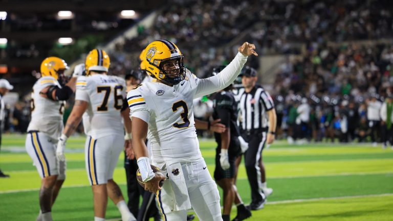 15. Jaron-Keawe Sagapolutele - Cal Golden Bears